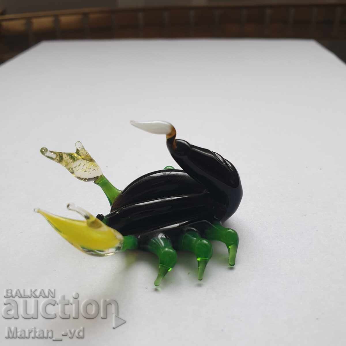 Figurină de sticlă scorpion cu preț 20.00 BGN | € 10.23 Figurină de sticlă scorpion cu preț 20.00 BGN | € 10.23