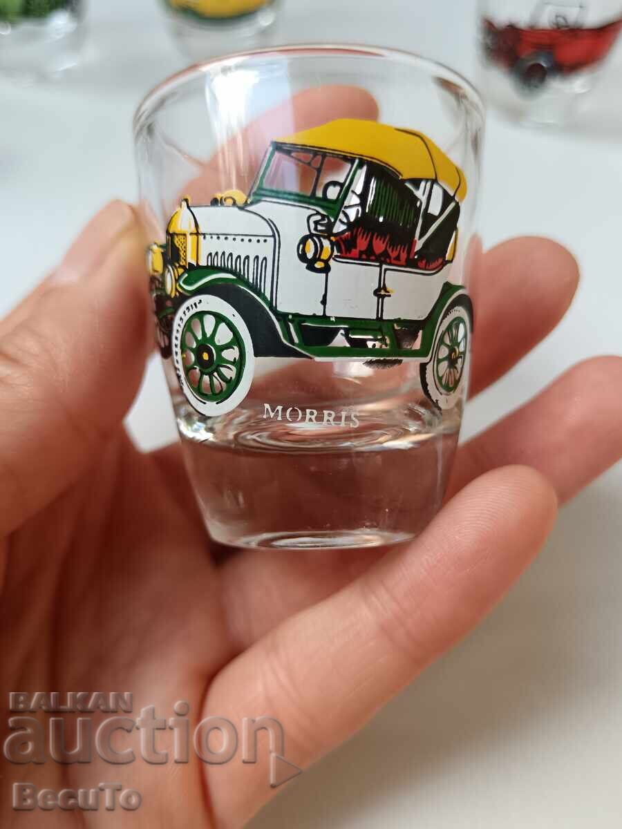 Доставка на Комплект 6 бр ракиени чашки с ретро автомобили, като нови