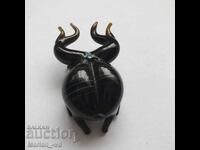 Figurină de sticlă cu gândac