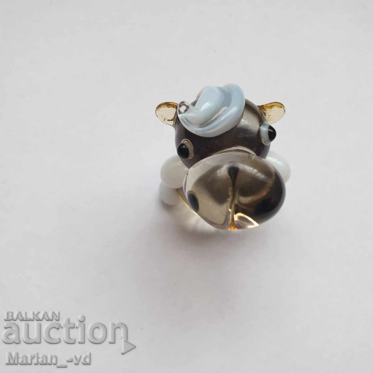 Figurină de sticlă hipopotam cu preț 20.00 BGN | € 10.23 Figurină de sticlă hipopotam cu preț 20.00 BGN | € 10.23