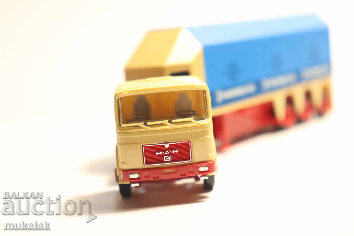 Auction  HERPA H0 1/87 MAN TRUCK MODEL TRANSPORT OF GLASS