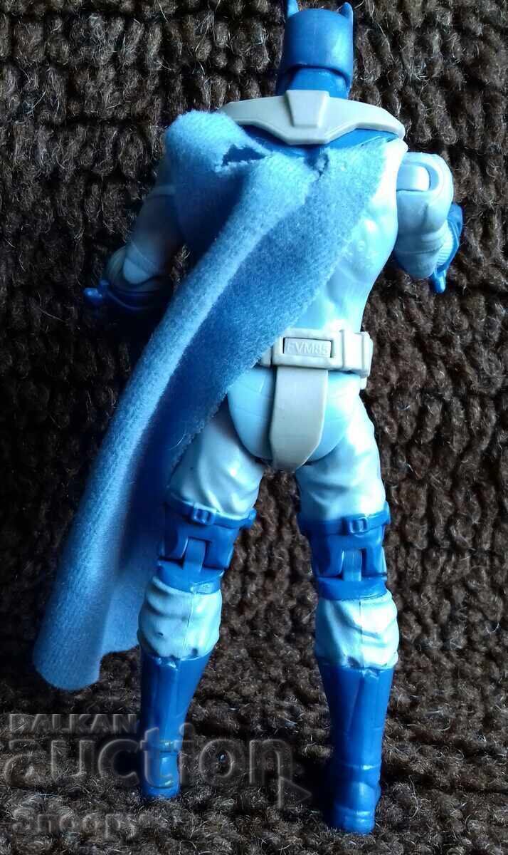 Action figure - Batman 15 cm with price 12.00 BGN | € 6.14 Action figure - Batman 15 cm with price 12.00 BGN | € 6.14