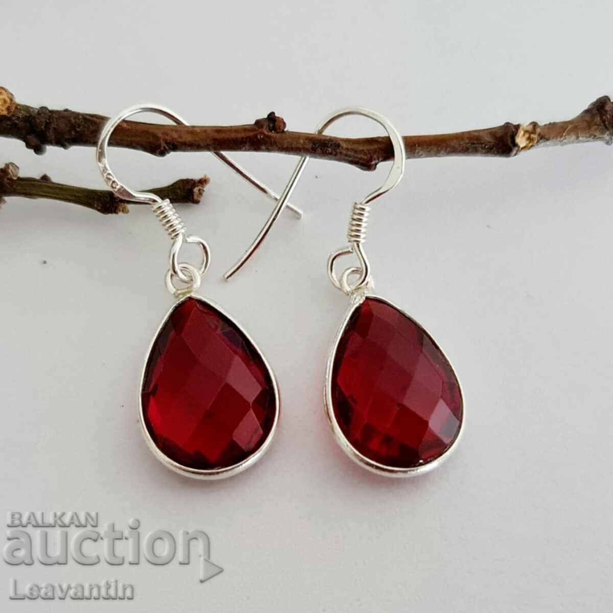 Silver Garnet Earrings Silver Garnet Earrings