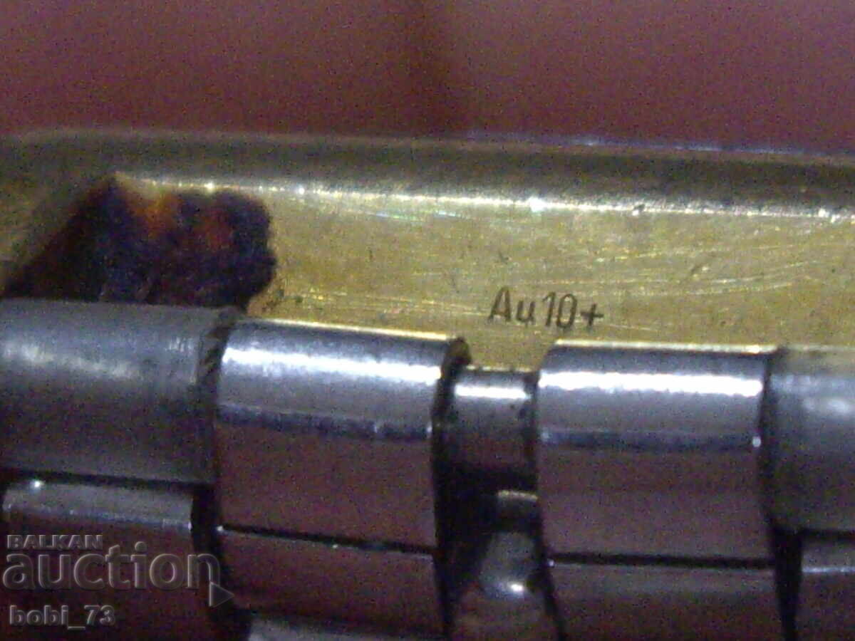 Livrarea Ceas de mână bărbătesc placat cu aur Livrarea Ceas de mână bărbătesc placat cu aur