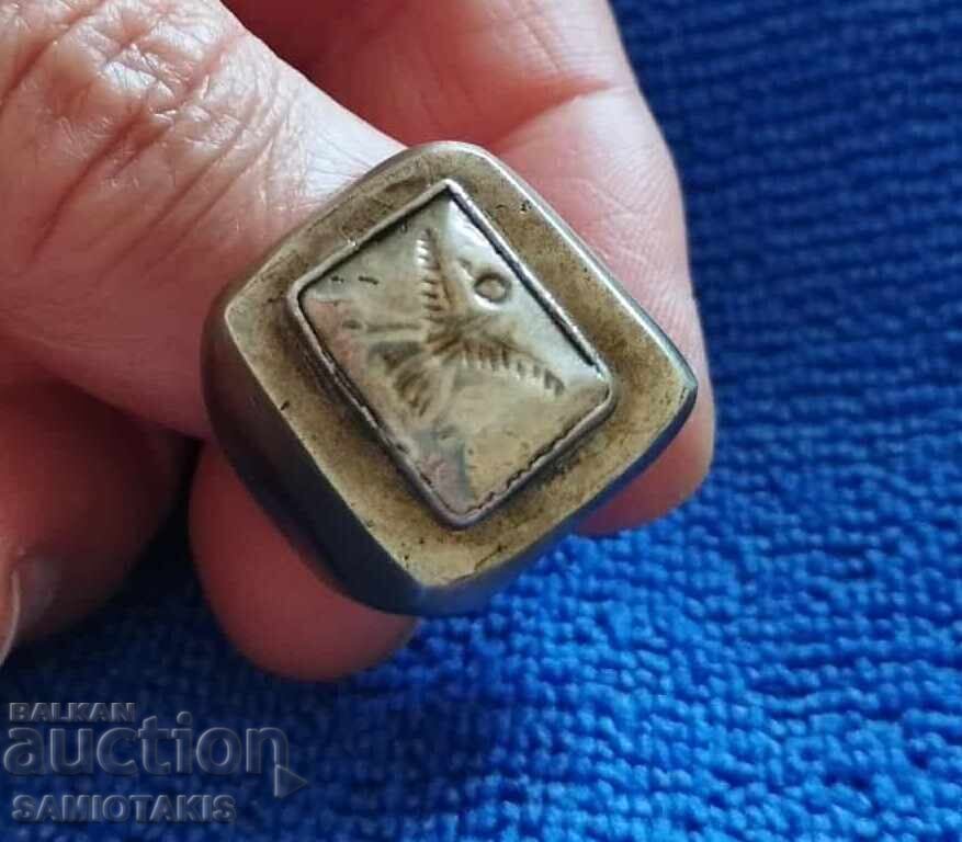 Παράδοση EXTREMELY RARE MILITARY ANCIENT SILVER ROMAN EAGLE SEAL RING