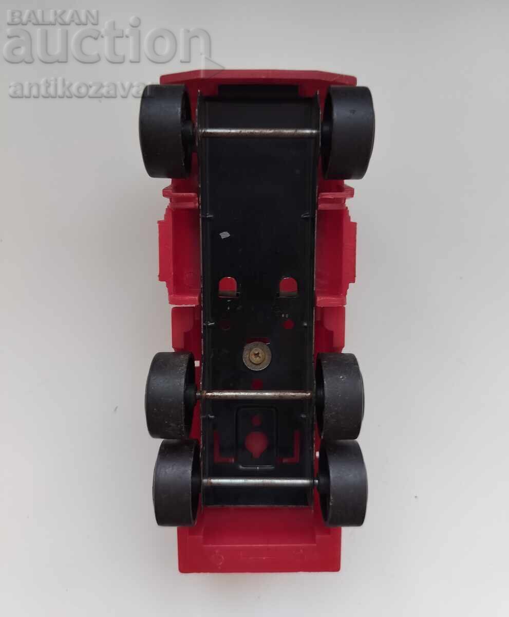 Παλιό παιδικό πυροσβεστικό όχημα, σοσιαλιστικής παραγωγής, εργοστάσιο Mir - 6