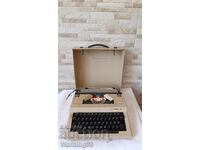 Mașină de scris veche Privileg 160 - Made in Germany