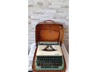 Mașină de scris Erika 10 - Made in Germany