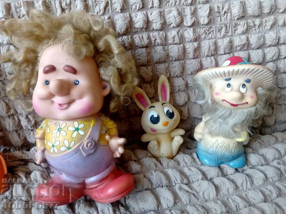 Licitație Colecție de jucării vechi din cauciuc Licitație Colecție de jucării vechi din cauciuc