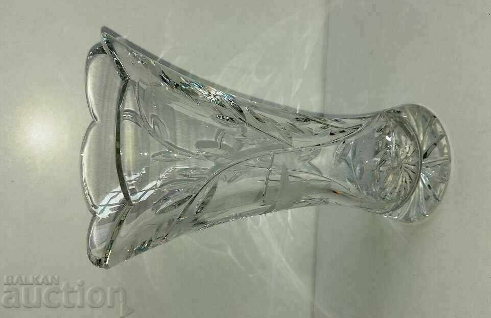 . VAZA DE CRISTAL MASSIVE SANATATE DE CRISTAL - 5 . VAZA DE CRISTAL MASSIVE SANATATE DE CRISTAL - 5