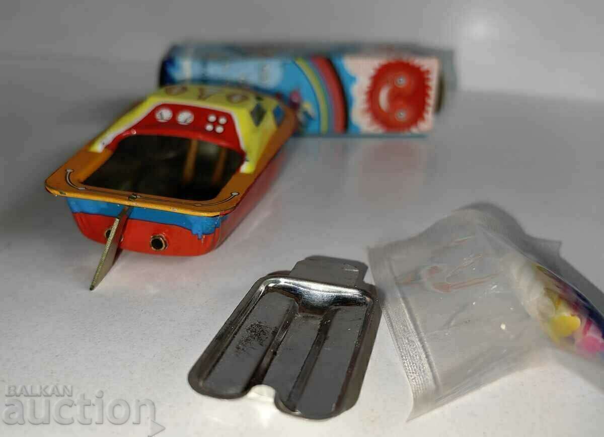 Licitație BARCUTA DE COPII CUTIE LUMANARE JUCARIE DE COPII