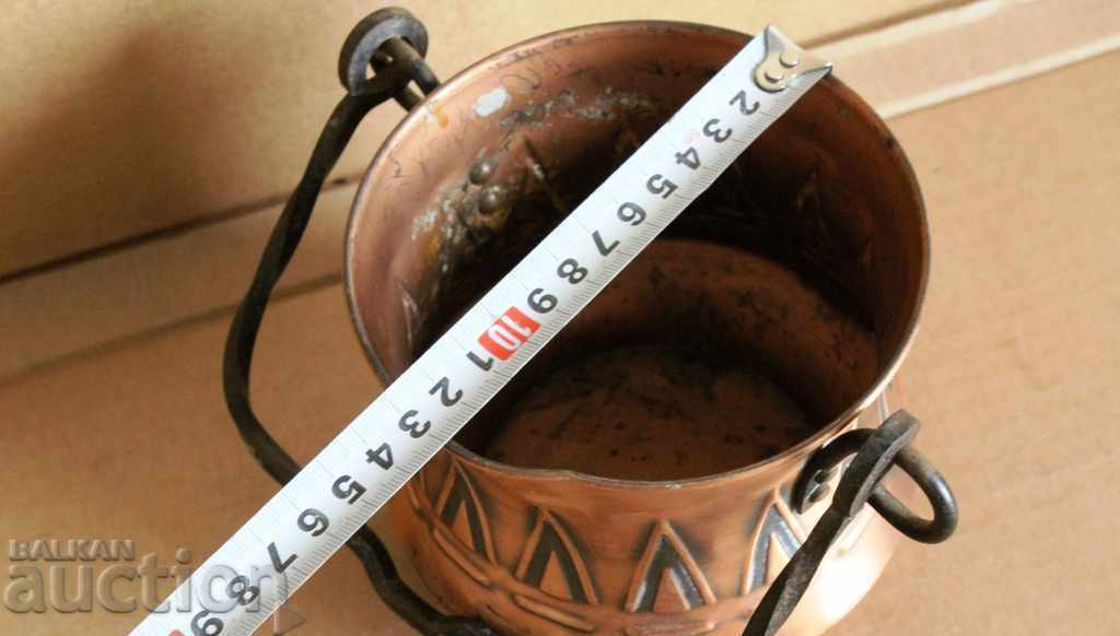 ΠΑΛΙΟ ΧΑΛΚΙΝΟ ΔΟΧΕΙΟ ΓΙΑ ΠΑΓΩΤΟ ΧΑΛΚΙΝΟ ΣΚΕΥΟΣ ΚΑΖΑΝΙ ΧΑΛΚΙΝΟ με τιμή 19.00 BGN | € 9.71