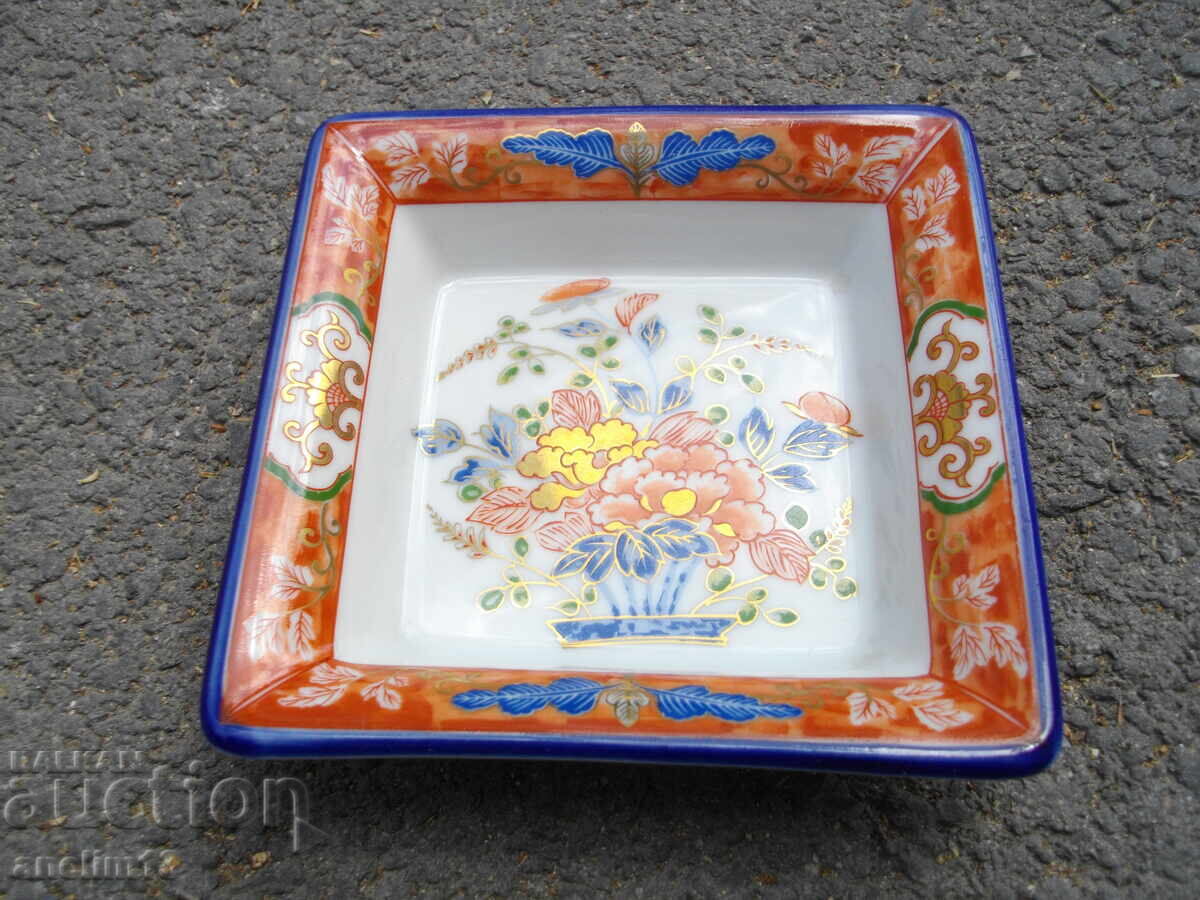 OLD PORCELAIN PLATE JAPAN with price 55.00 BGN | € 28.12