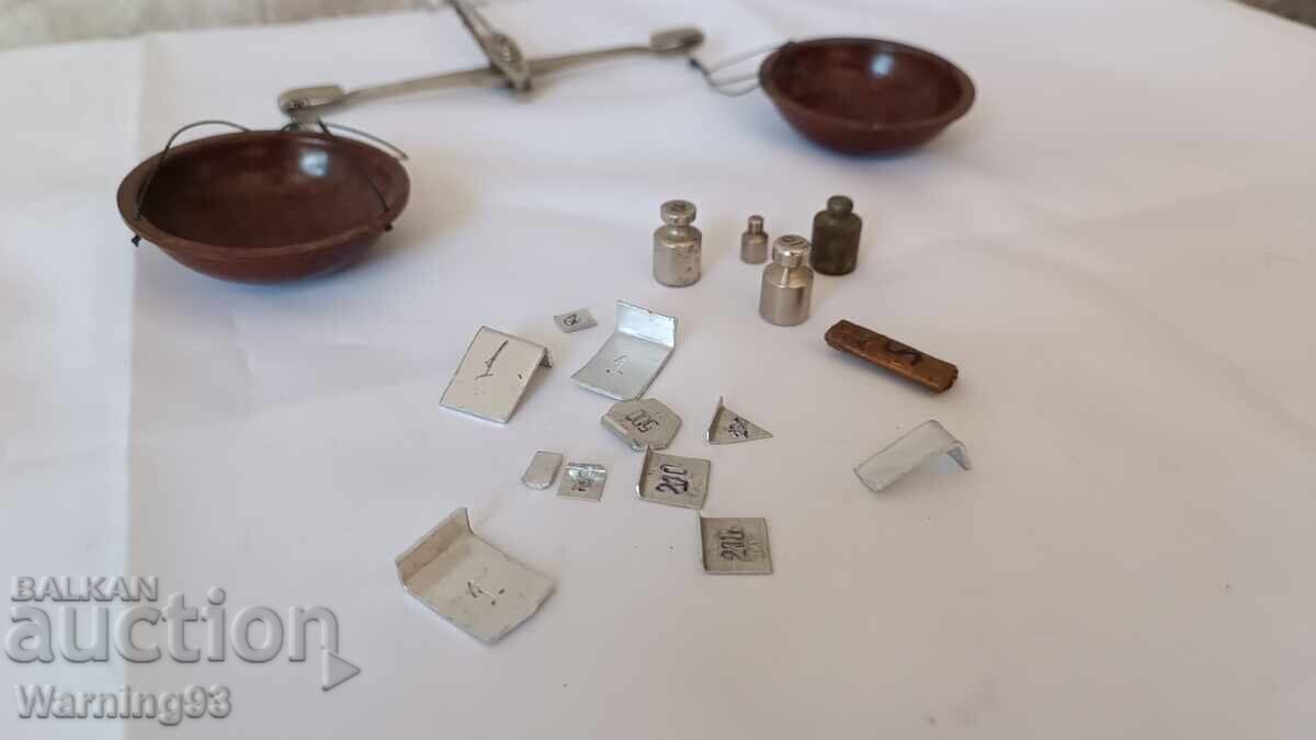 Old small scale with weights - Made in the USSR with price € 16.00 | 31.29 BGN Old small scale with weights - Made in the USSR with price € 16.00 | 31.29 BGN