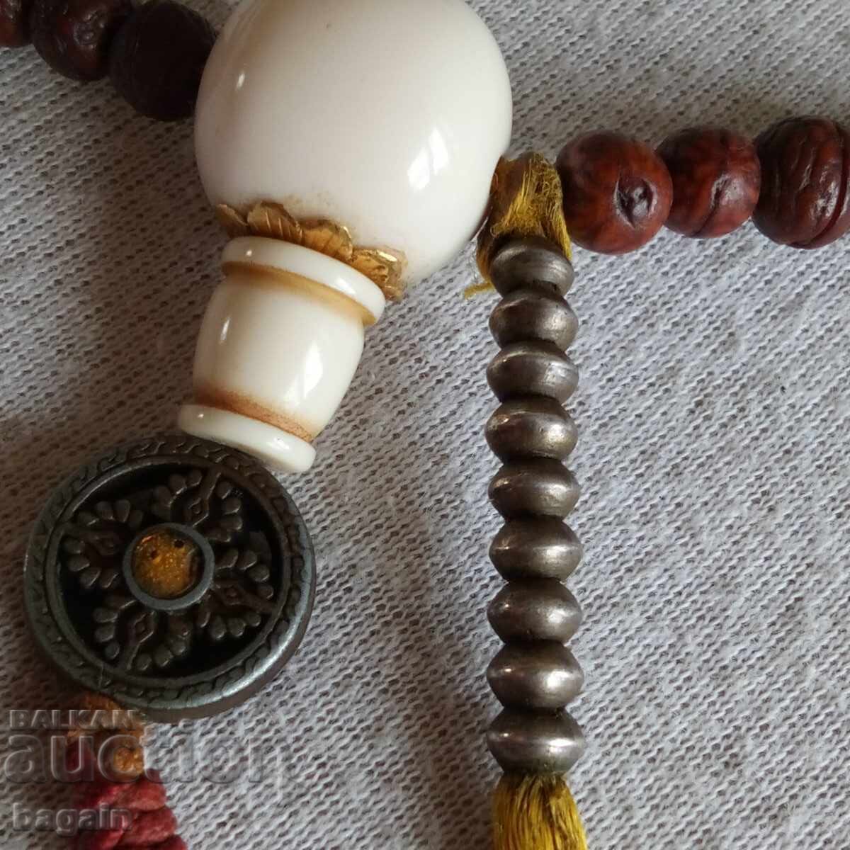 Unique Tibetan prayer beads Unique Tibetan prayer beads
