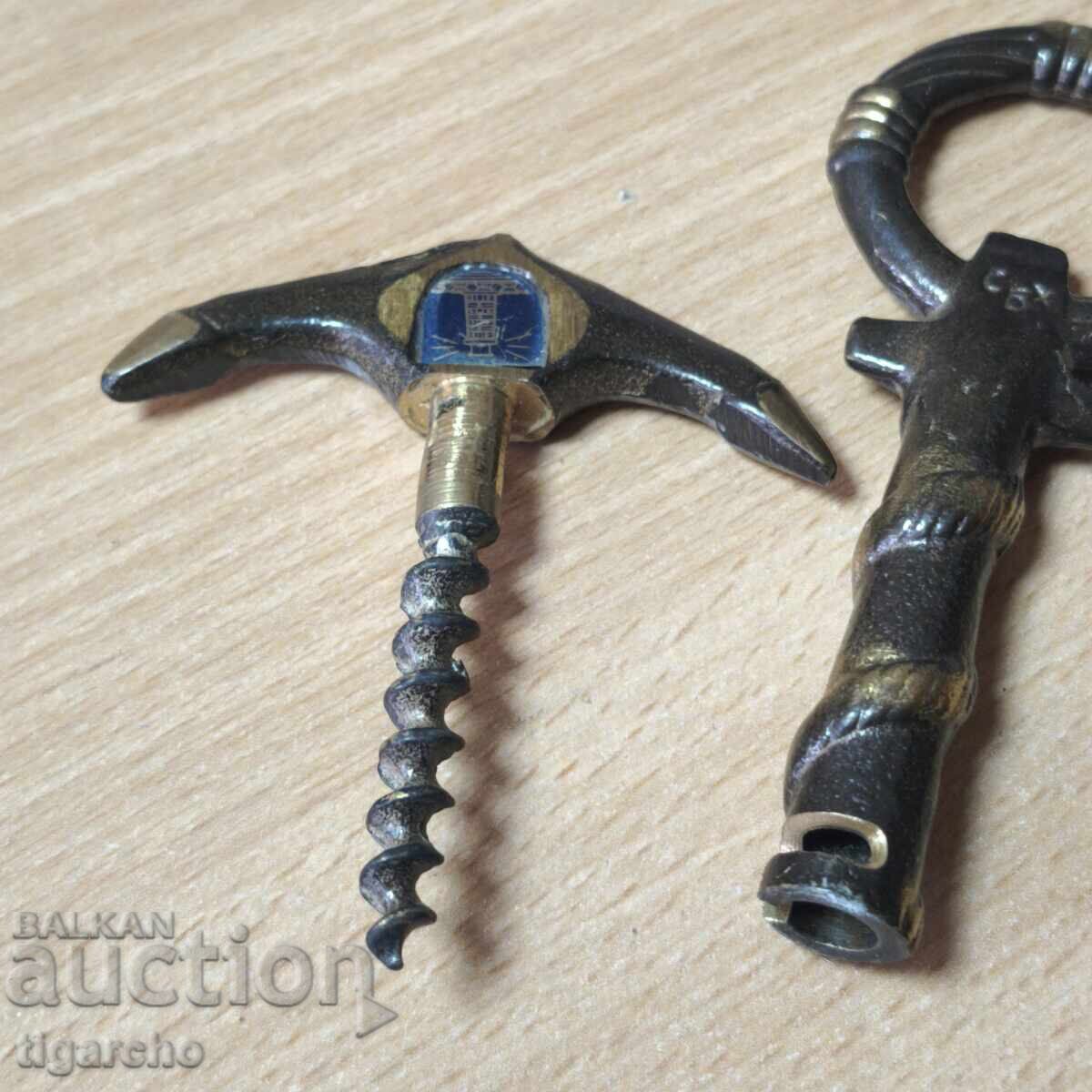 Old corkscrew - 5