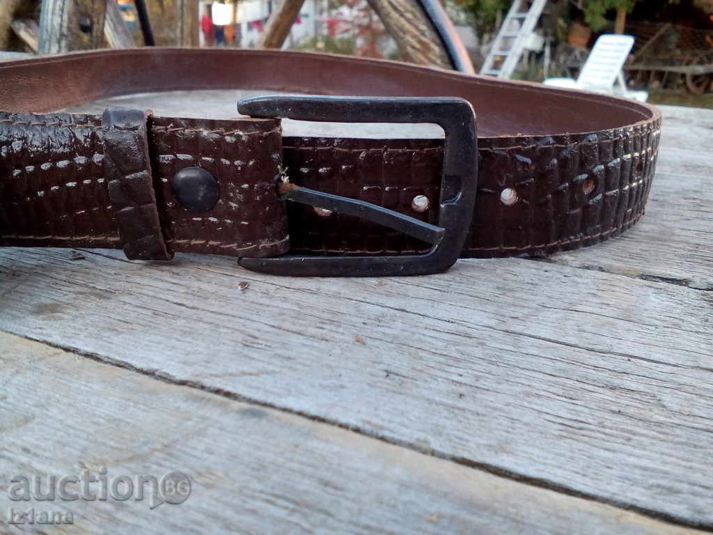 Δημοπρασία Παλιά δερμάτινη ζώνη Δημοπρασία Παλιά δερμάτινη ζώνη