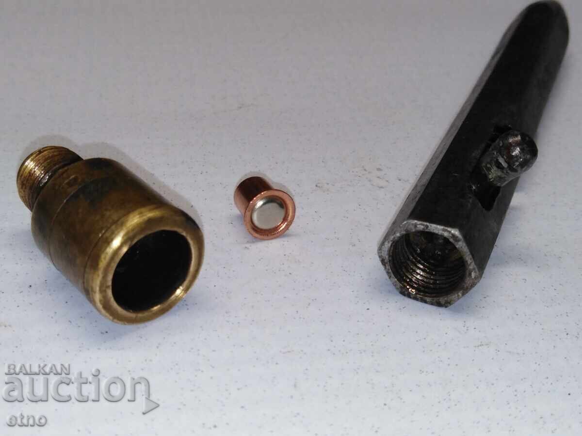 Delivery of EXPLODER, DOG CHASER WITH HUNTING CAPS, PISTOL, OSA, ROCKET LAUNCHER Delivery of EXPLODER, DOG CHASER WITH HUNTING CAPS, PISTOL, OSA, ROCKET LAUNCHER