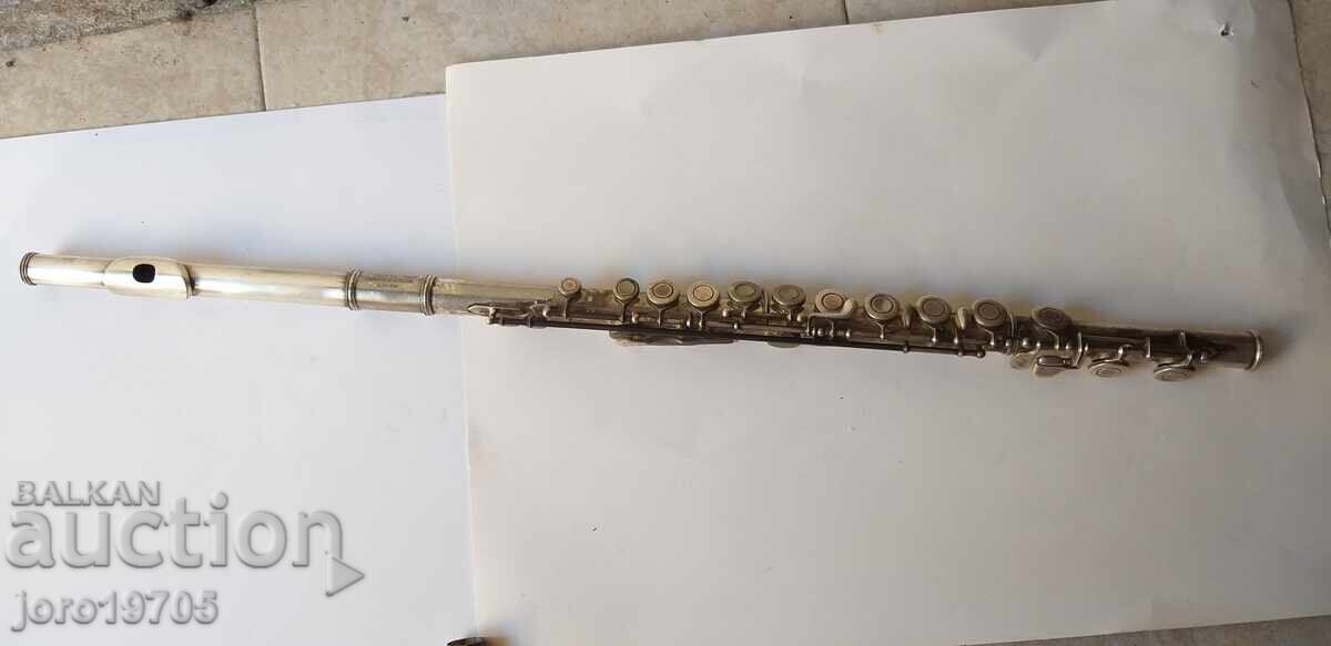 ΠΑΛΑΙΟ ΑΓΓΛΙΚΟ ΦΛΑΟΥΤΟ / 70's του περασμένου αιώνα με τιμή 100.00 BGN | € 51.13 ΠΑΛΑΙΟ ΑΓΓΛΙΚΟ ΦΛΑΟΥΤΟ / 70's του περασμένου αιώνα με τιμή 100.00 BGN | € 51.13