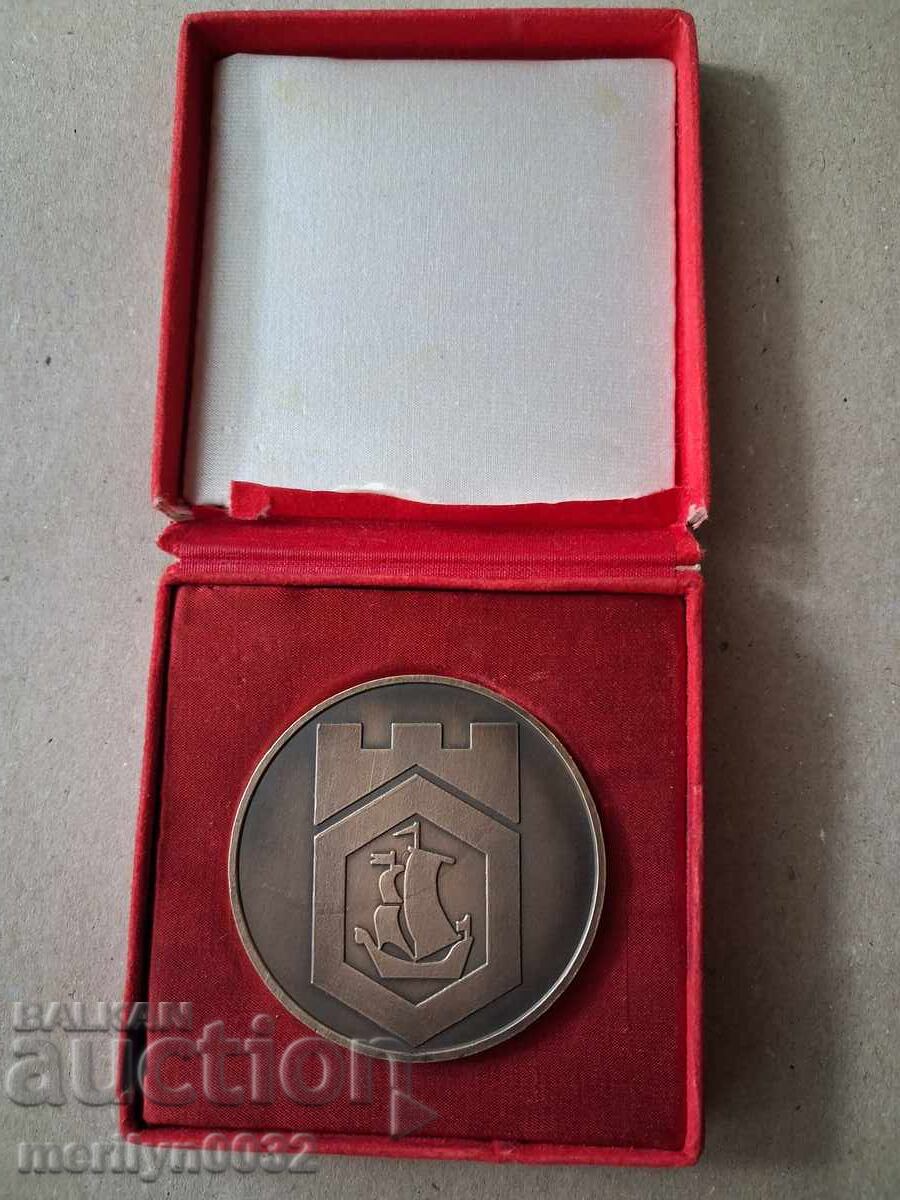 Бронзов плакет Никола Вапцаров медал знак НРБ