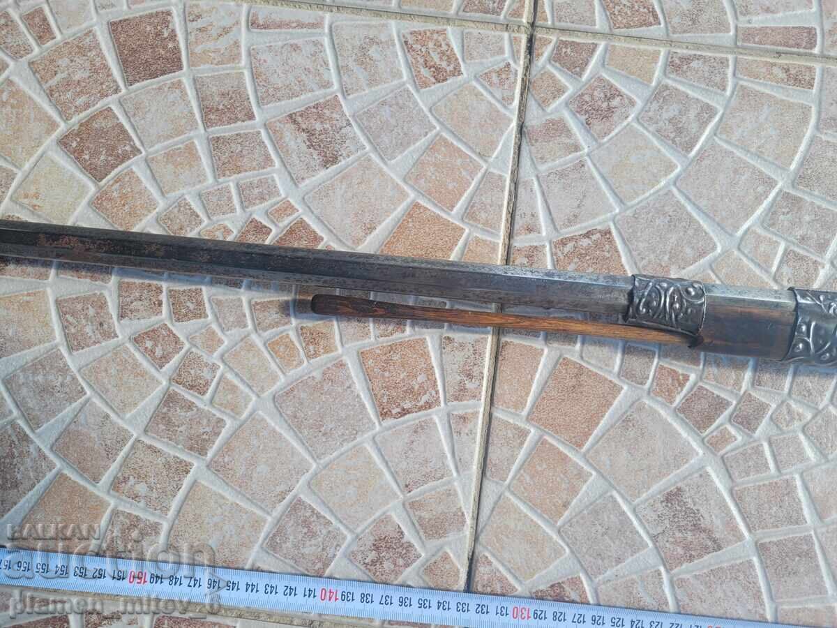 Delivery of Cannon, flintlock, musket, rifle