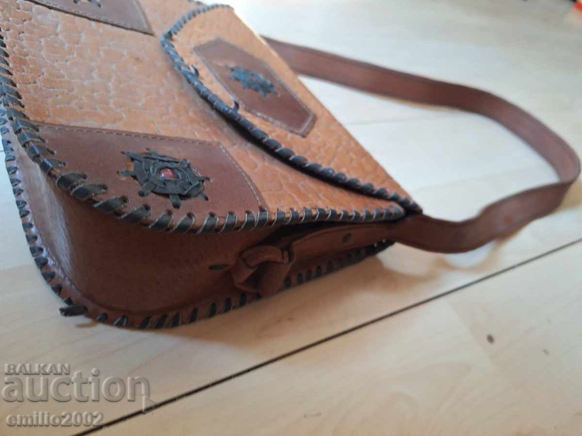 Livrarea Geantă de damă din piele retro soc Livrarea Geantă de damă din piele retro soc