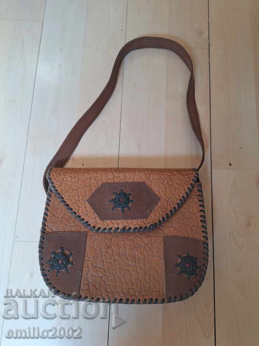 Geantă de damă din piele retro soc Geantă de damă din piele retro soc