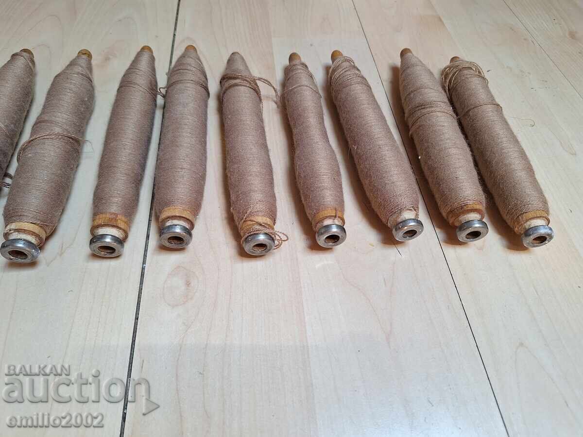 Аукцион Дървени совалки за вертикално тъкане Аукцион Дървени совалки за вертикално тъкане