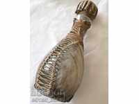 Sticlă/Recipient mare și frumos, cu înveliș din piele naturală