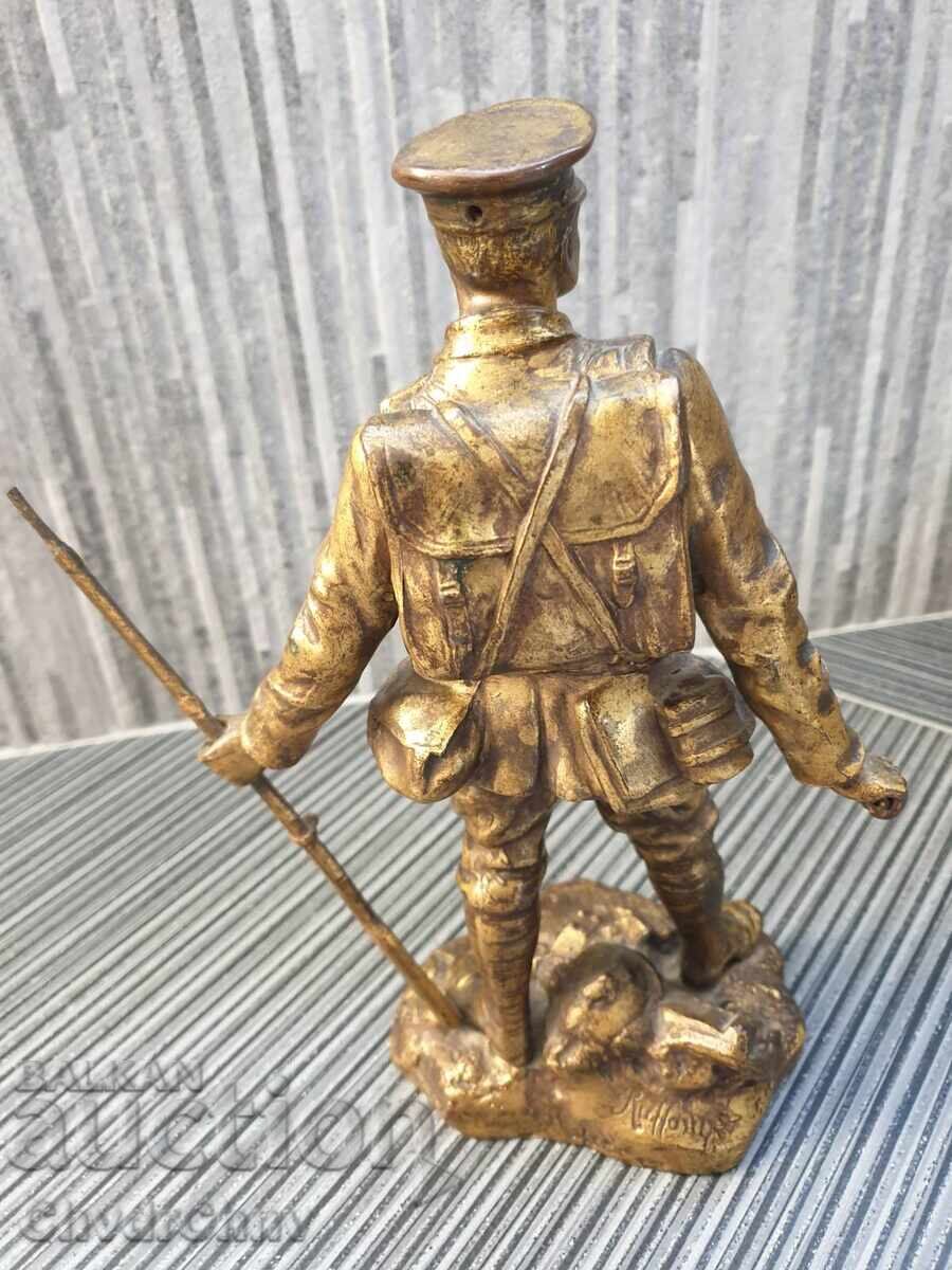 Delivery of Ruffony 28cm / old bronze sculpture / figure of a soldier