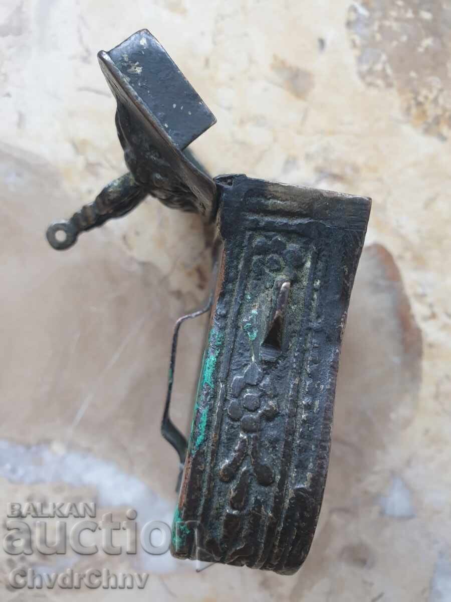 Small, very old French powder flask/cartridge box, 10cm - 5