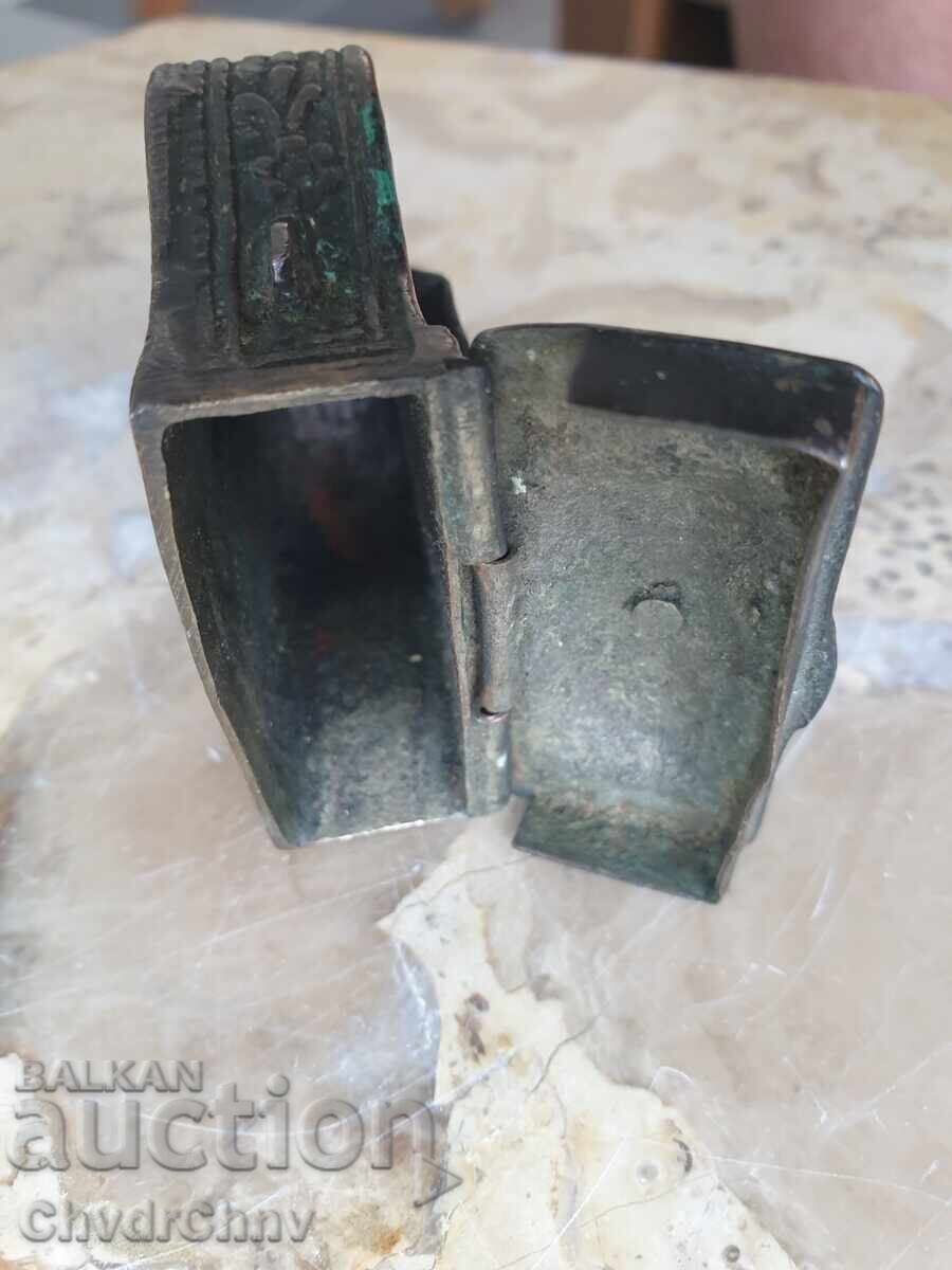 Small, very old French powder flask/cartridge box, 10cm - 6