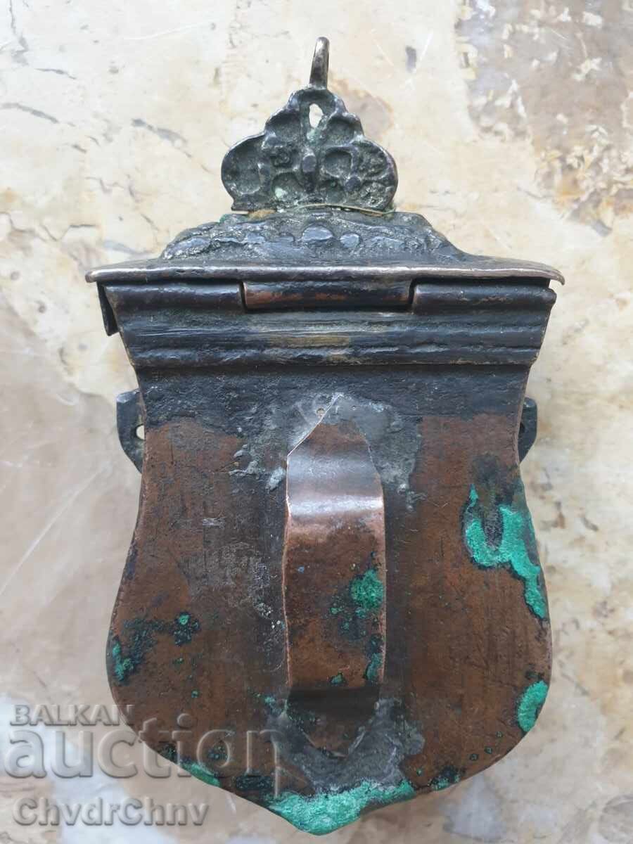 Small, very old French powder flask/cartridge box, 10cm - 7