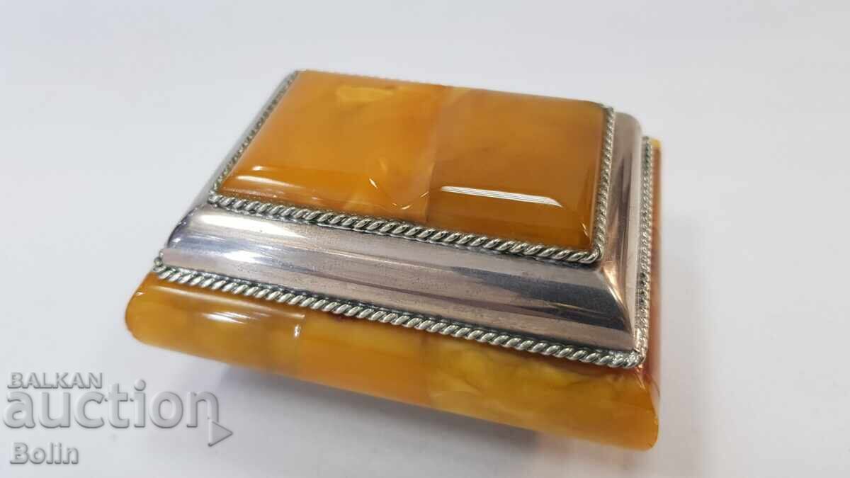 Rare jewelry box with natural Baltic amber - 7