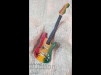 Mica chitară suvenir