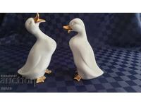 Pereche de rațe din porțelan cu aurire