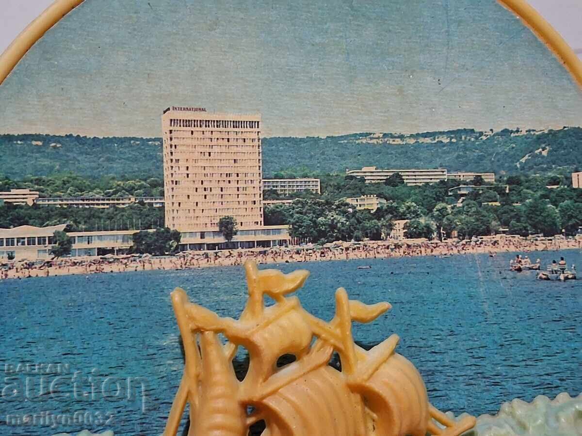 Διακοσμητική έγχρωμη φωτογραφία Σάνι Μπιτς πόστερ ώριμου σοσιαλισμού με τιμή 46.00 BGN | € 23.52