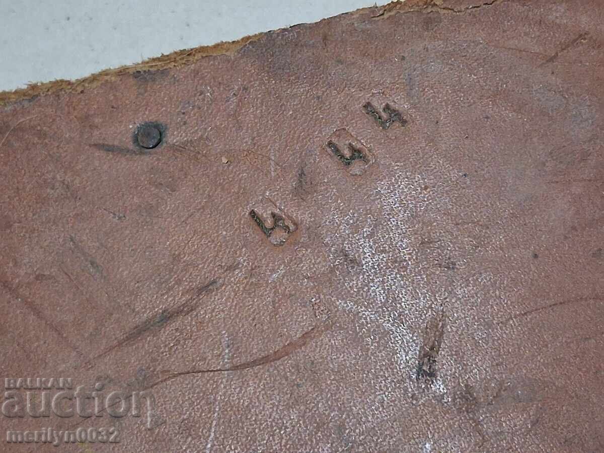 Γιον για σιδέρωμα βασιλικών αξιωματικών μπότες 4 χιλ με τιμή 46.00 BGN | € 23.52