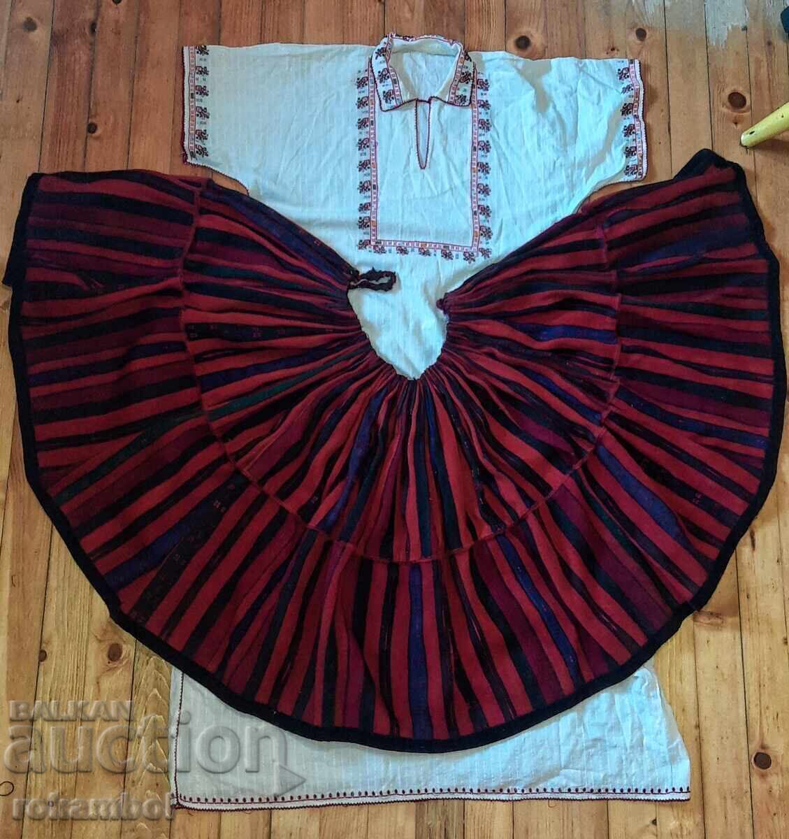 Costum autentic din nord-vestul Bulgariei - 7 Costum autentic din nord-vestul Bulgariei - 7