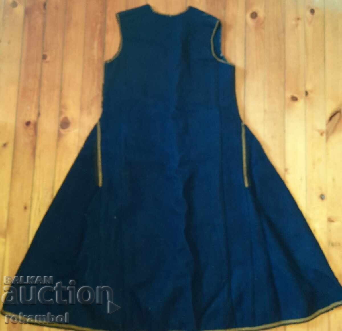 Authentic woolen black sukman with gold thread with price 200.00 BGN | € 102.26 Authentic woolen black sukman with gold thread with price 200.00 BGN | € 102.26