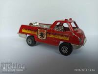 Стара играчка пожарна кола corgi