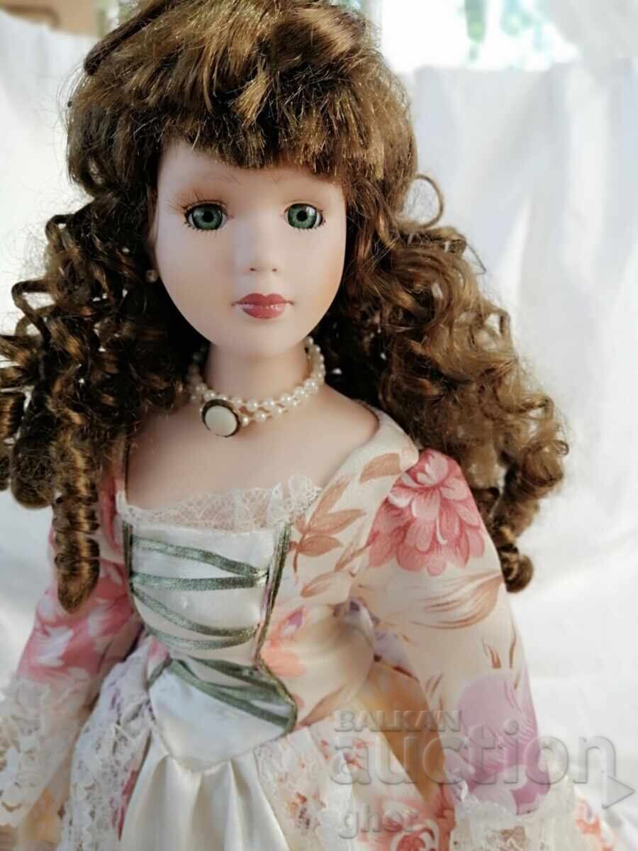 Delivery of Collectible porcelain doll - vintage style, with accessories