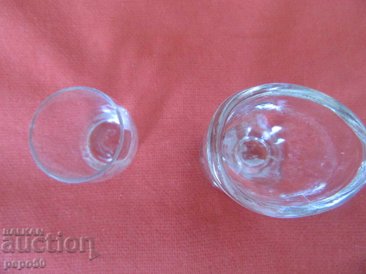 OLD MEDICAL EYE WASH CUP + BONUS with price € 9.00 | 17.60 BGN OLD MEDICAL EYE WASH CUP + BONUS with price € 9.00 | 17.60 BGN