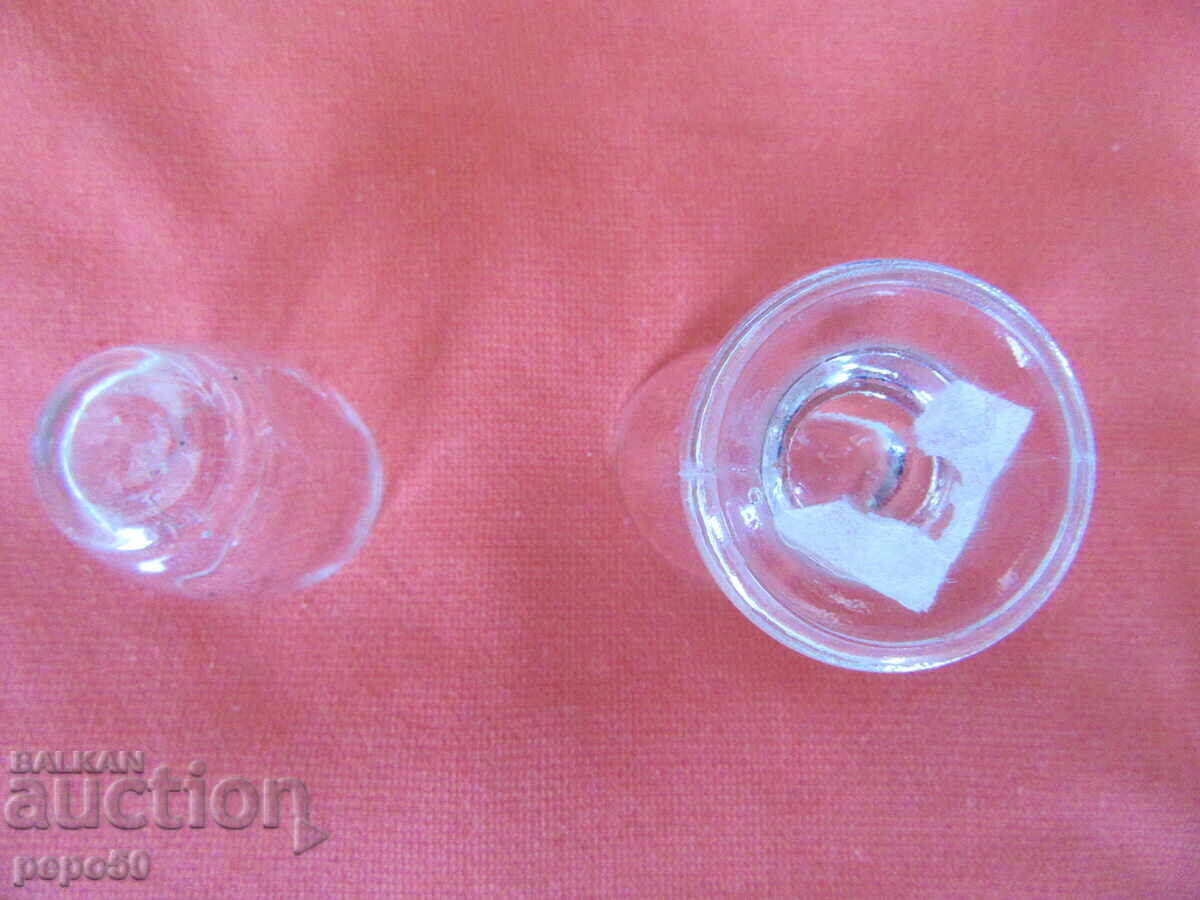 Licitație VECHE CANĂ MEDICALĂ PENTRU SPĂLAT OCHI + BONUS