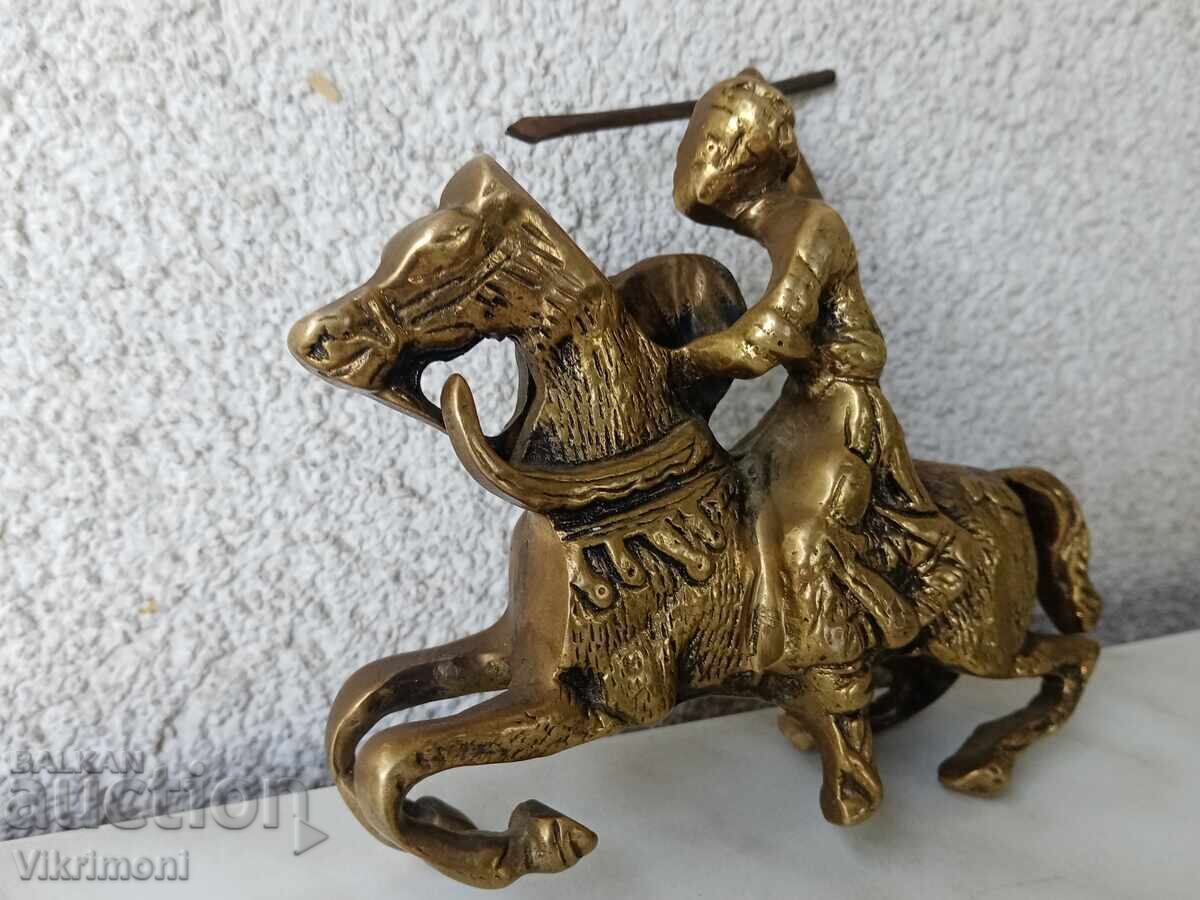 Delivery of Bronze figure, rider, soldier, asker, bronze, rider