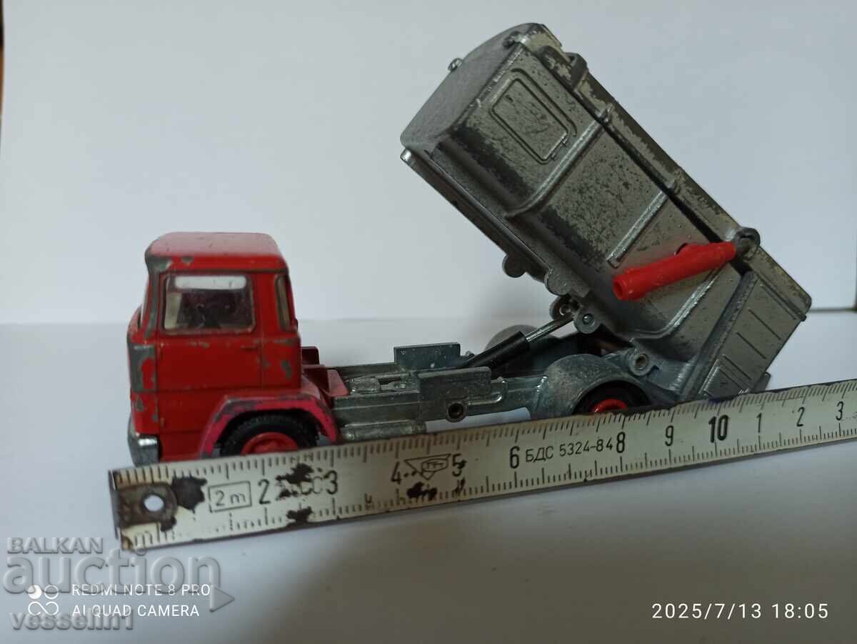 Δημοπρασία Παλιό παιδικό φορτηγό απορριμμάτων SIKU με παλιά επιγραφή Δημοπρασία Παλιό παιδικό φορτηγό απορριμμάτων SIKU με παλιά επιγραφή