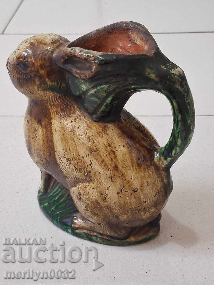 Delivery of Glechosa Trojan ceramic rabbit