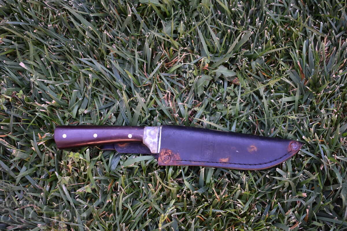 An old knife An old knife