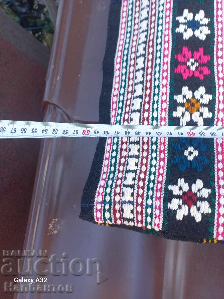 Auction  OLD EMBROIDERED PILLOWCASE