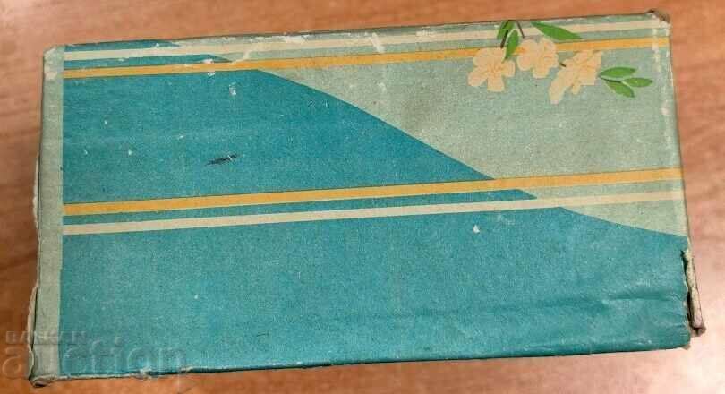 БОНБОНИ БУТИЛКИ САМО КАПАК РЯДКА СОЦ КУТИЯ - 5